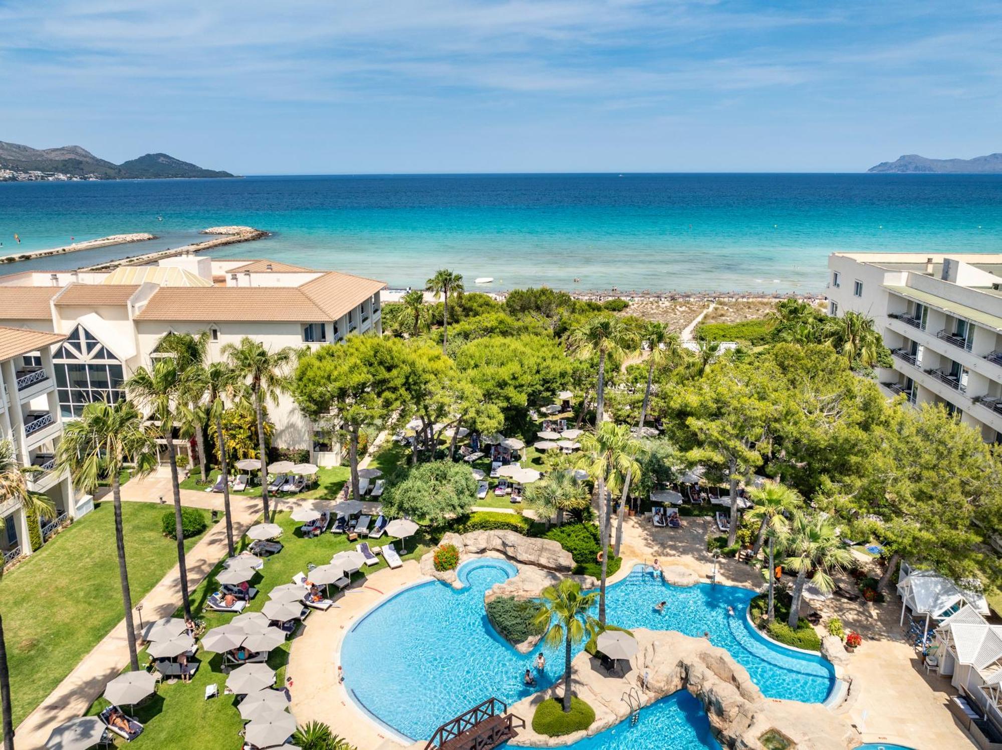Grupotel Parc Natural&Spa Playa de Muro  Exterior foto Aerial view of the resort