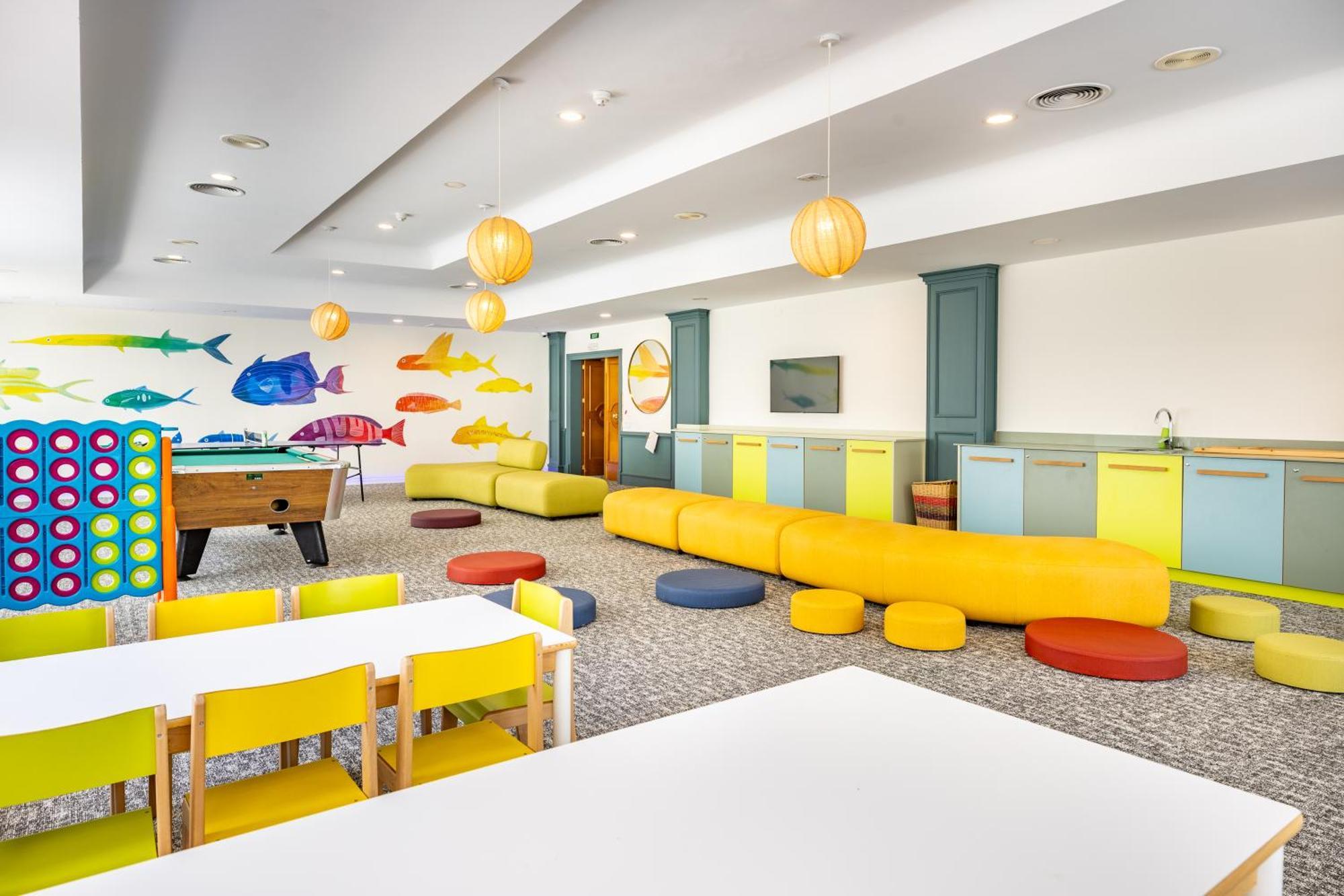 Grupotel Parc Natural&Spa Playa de Muro  Exterior foto The children's area